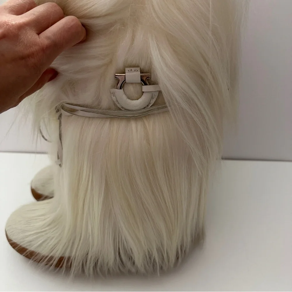 Brand NEW Ferragamo Genuine Shearling Fur Cream Winter Boots